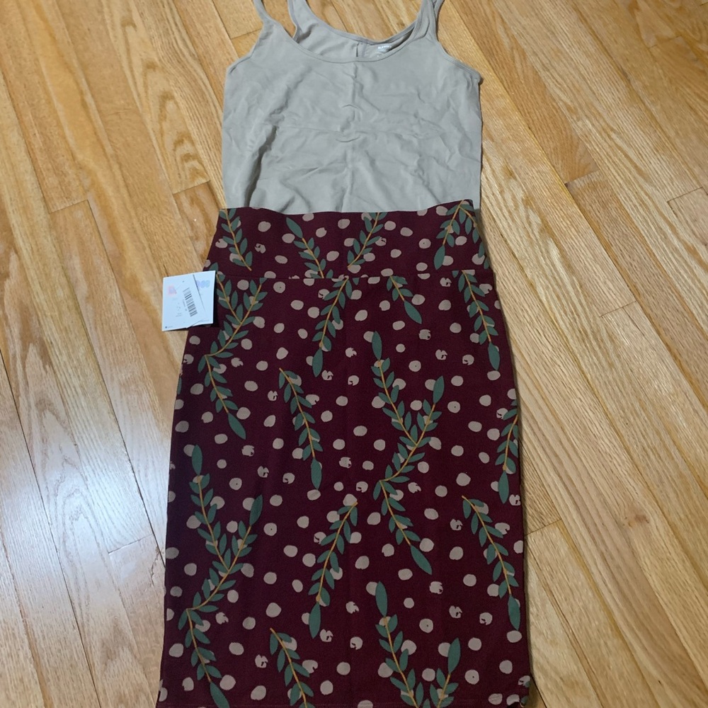 NWT Lularoe Cassie Pencil Skirt Medium